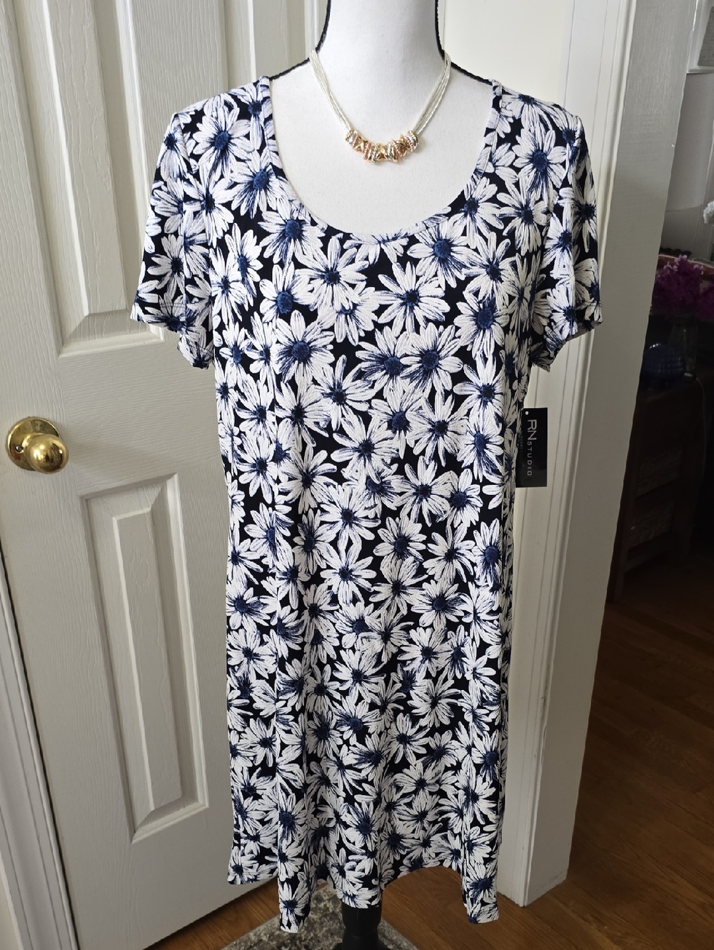 RN STUDIO BRAND WOMEN'S PETITE NAVY BLUE & WHITE FLORAL SUMMER DRESS SIZE PXL